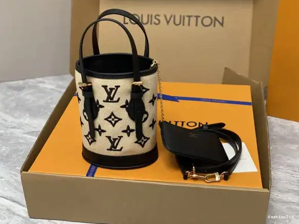 VUITTON LOUIS BUCKET NANO 0417